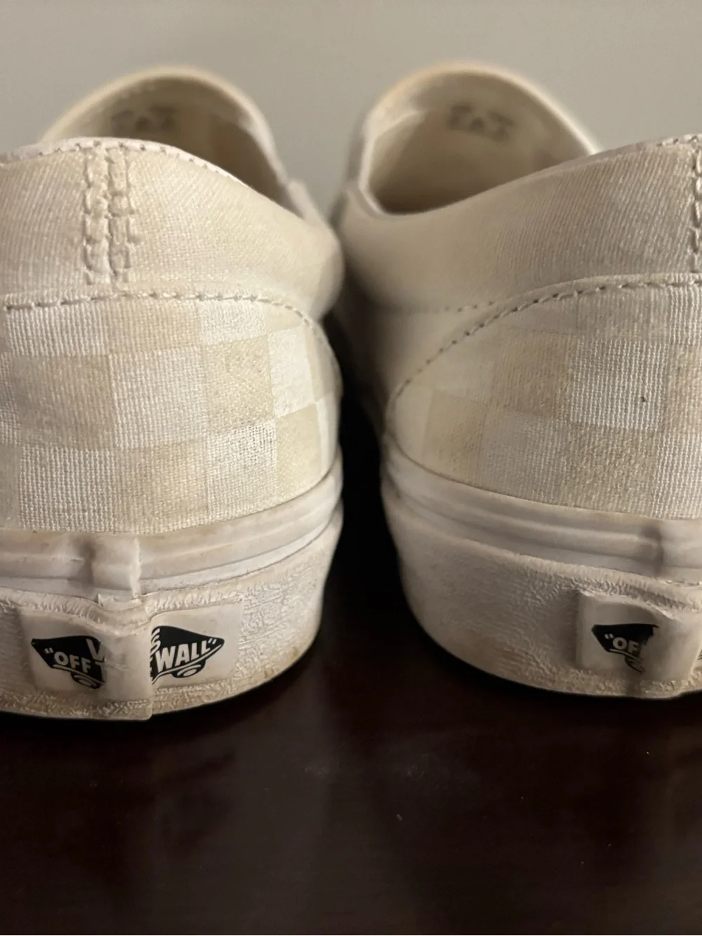 Vans White Checkerboard Slip-on women’s 8.5/ men’s 7